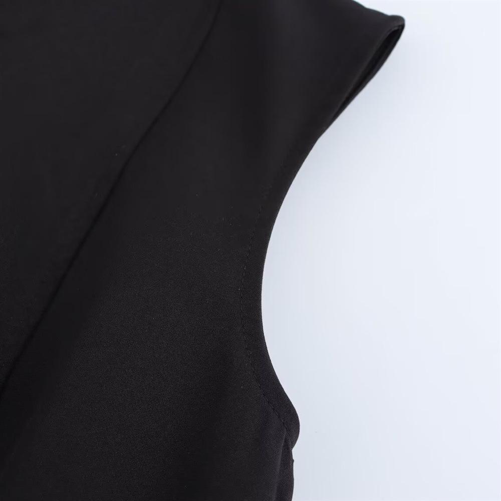 2025 Spring Women's Fashion V-Neck Sleeveless Dress with Cinched Waist and Wide Hem