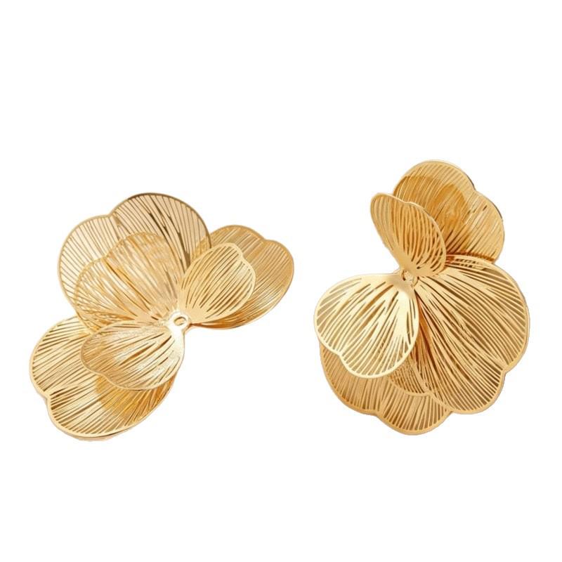 Elegant 3D Metal Petal Earrings: Niche Luxury for Banquets