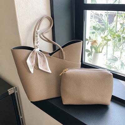 Large Capacity Bag Women's Trendy Fashion Portable Shoulder Bag Niche High-end Versatile Commuter Tote Bag