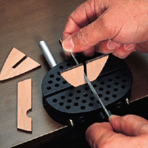 Amati AM7387 Gripper Model Vise