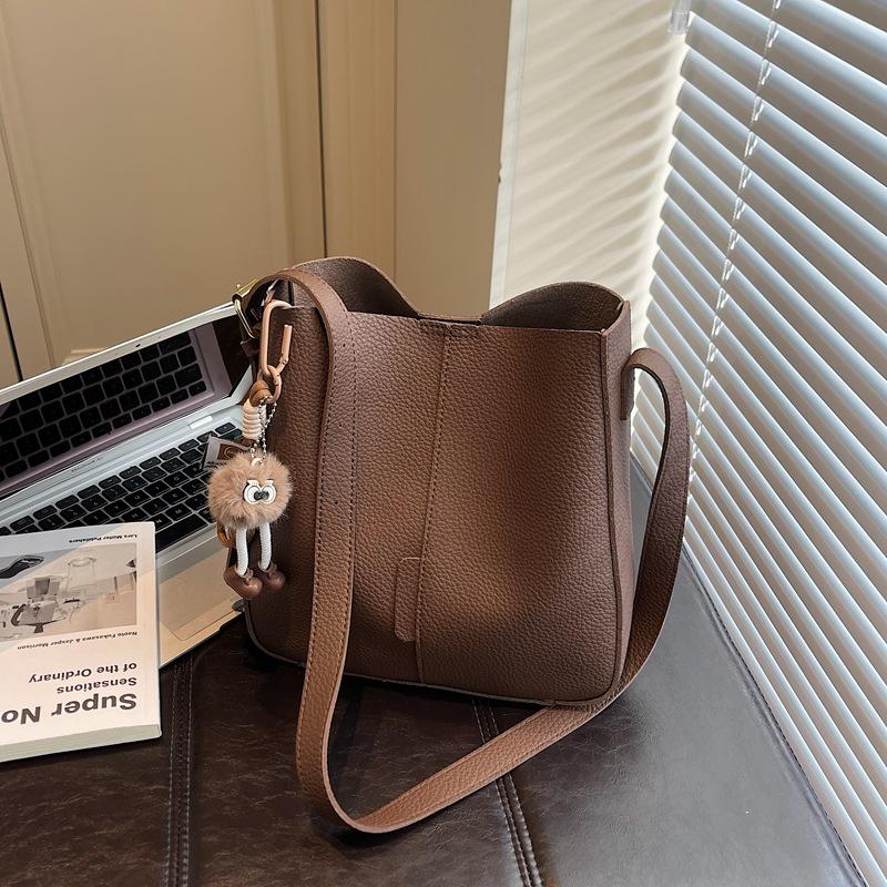 Premium Sense Niche Bag Women's New Versatile Shoulder Messenger Bag Simple Retro Child and Mother Bucket Bag