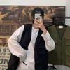 Men's Retro Multi-Pocket Workwear Vest: Spring/Autumn Thin Sleeveless Trendy Gilet