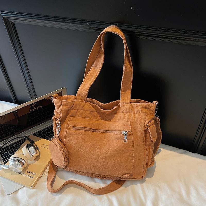 Large Capacity Bag Fashion Trend Casual Texture Shoulder Messenger Bag 2025 Autumn New Women's Tote Bag