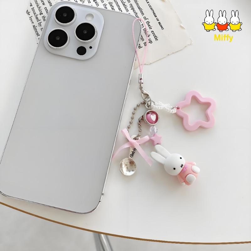 Kawaii Anime Miffy Keychain Cartoon Little Rabbit Retro Creative Keychain Bag Punk Style Star Accessory Girl Gift