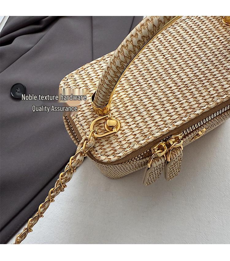 Retro taška přes rameno ve stylu slámy s řetízkem