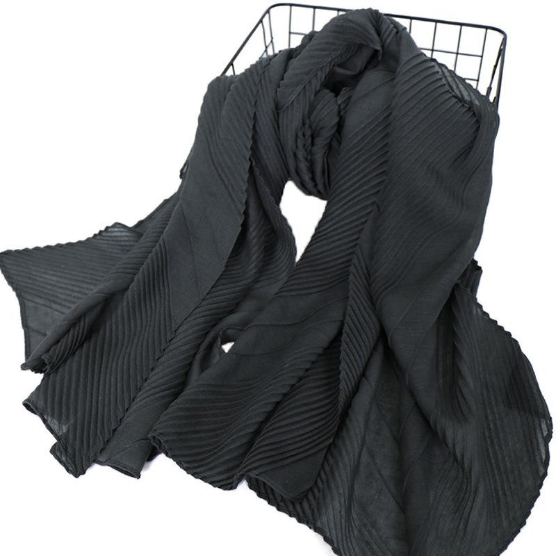 New monochrome cotton and linen pleated scarf in summer, high-quality solid-color pleated cotton and linen head scarf