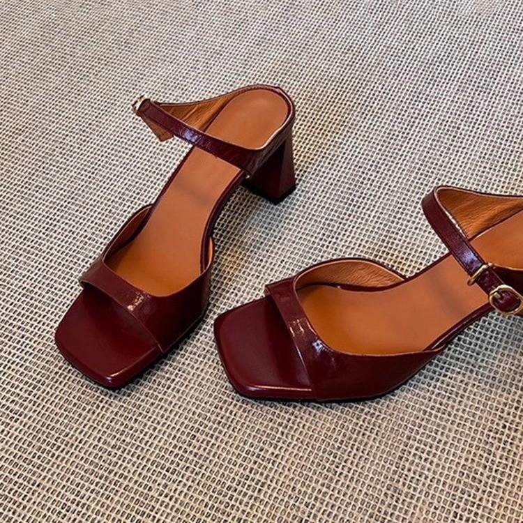 

New thick medium heel sandals women s summer one-character open-toed square head ankle buckle strap women s fashion sandals versatile 35