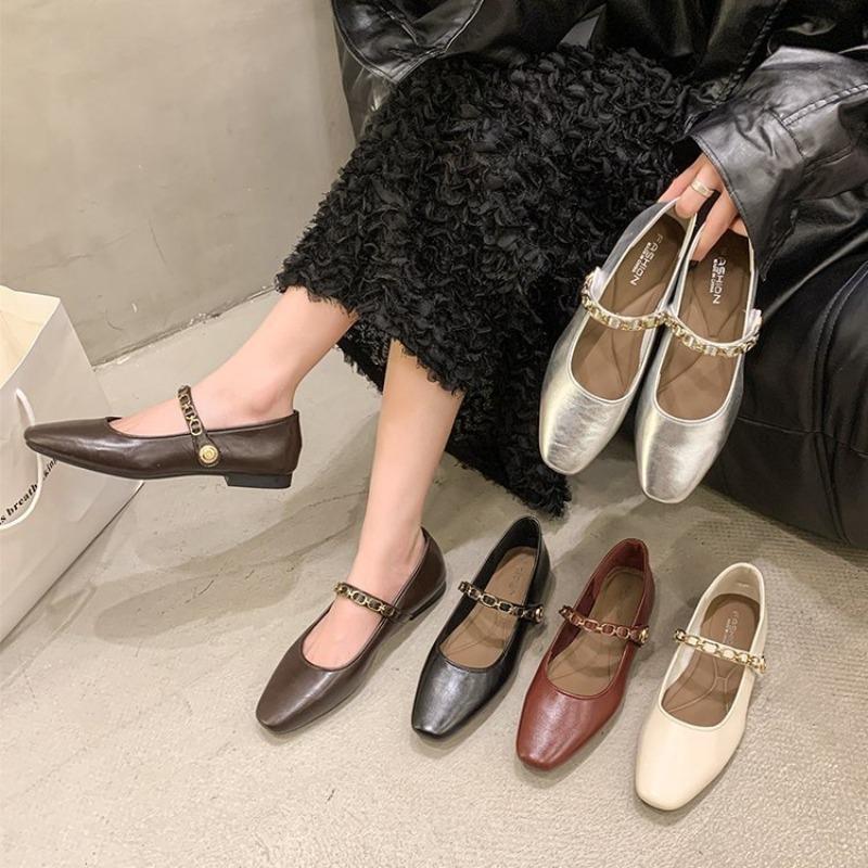 Retro flat-soled small square head shoes autumn new buckle small leather shoes women's temperament single shoes