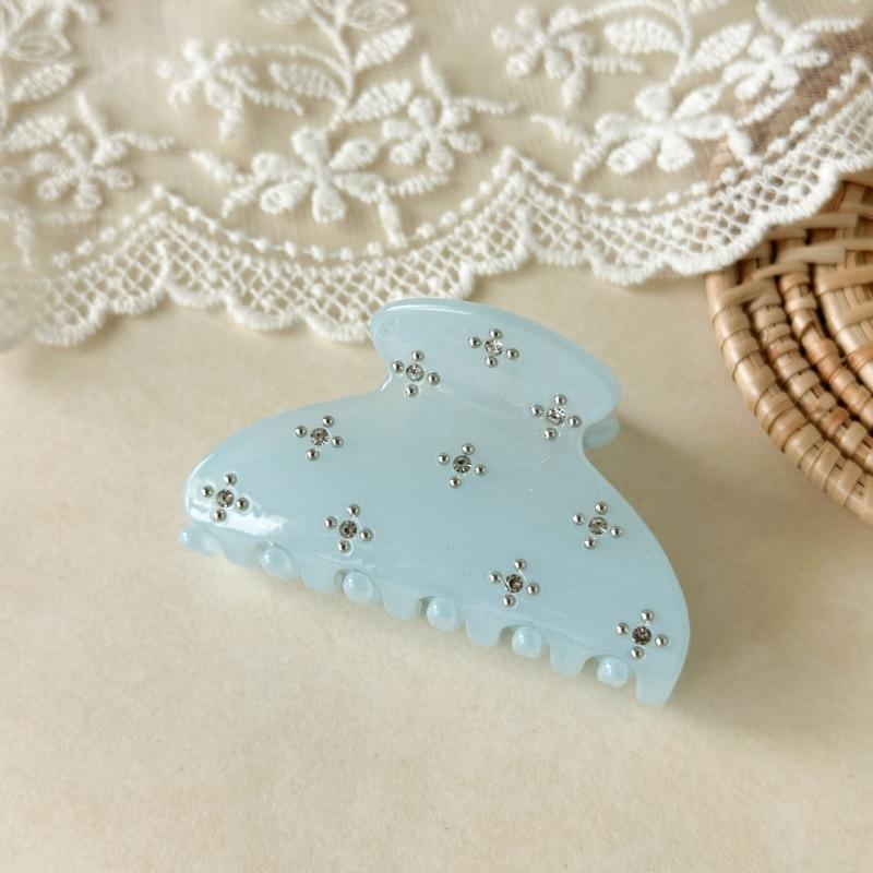 Sophisticated Deep-Tone Hair Clamp Adorned With Intricate Sparkling Micro-Studs For An Elevated Evening Look And Secure Hold