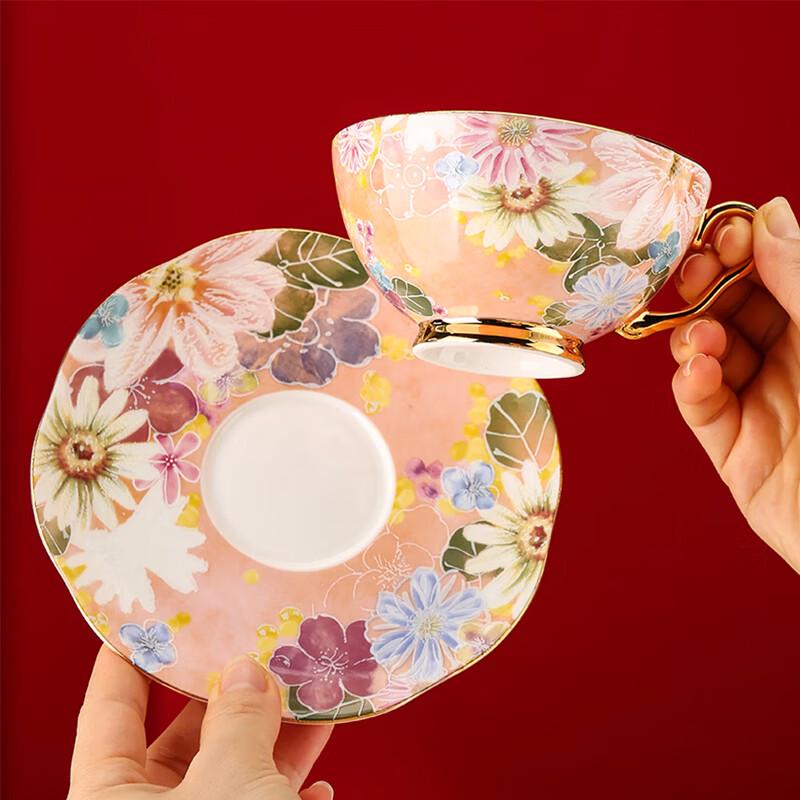 MeidQO Exquisite Bone China Coffee Cup Set