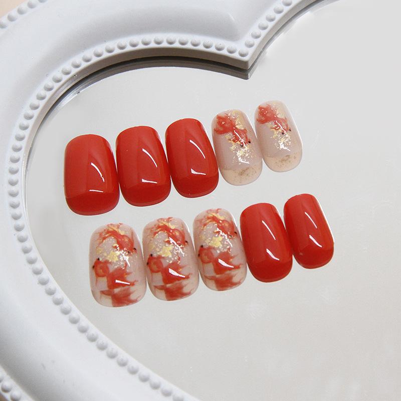 24 Stück Trage-Nagel Vollfarbe Abnehmbares Nagelstück Festliches Goldpuder Nagelaufkleber Nagelstück Falscher Nagel