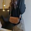Solid Color Simple and Fashionable Korean Version Commuting Texture One-shoulder Crossbody Bag Early Autumn Small Square Bag Korean Version