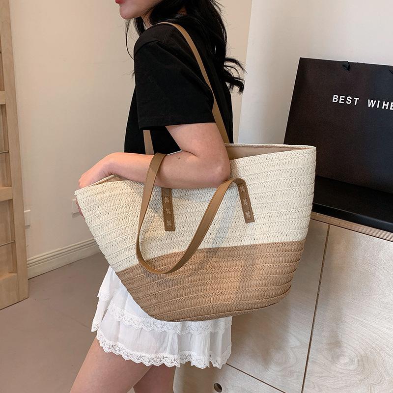 Large Capacity Straw Bag Women's New Leisure Vacation Style Shoulder Tote Bag Woven Beach Bag