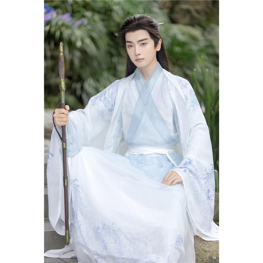 Traditional Chinese Hanfu Robe - Elegant Ancient Style Cosplay Costume