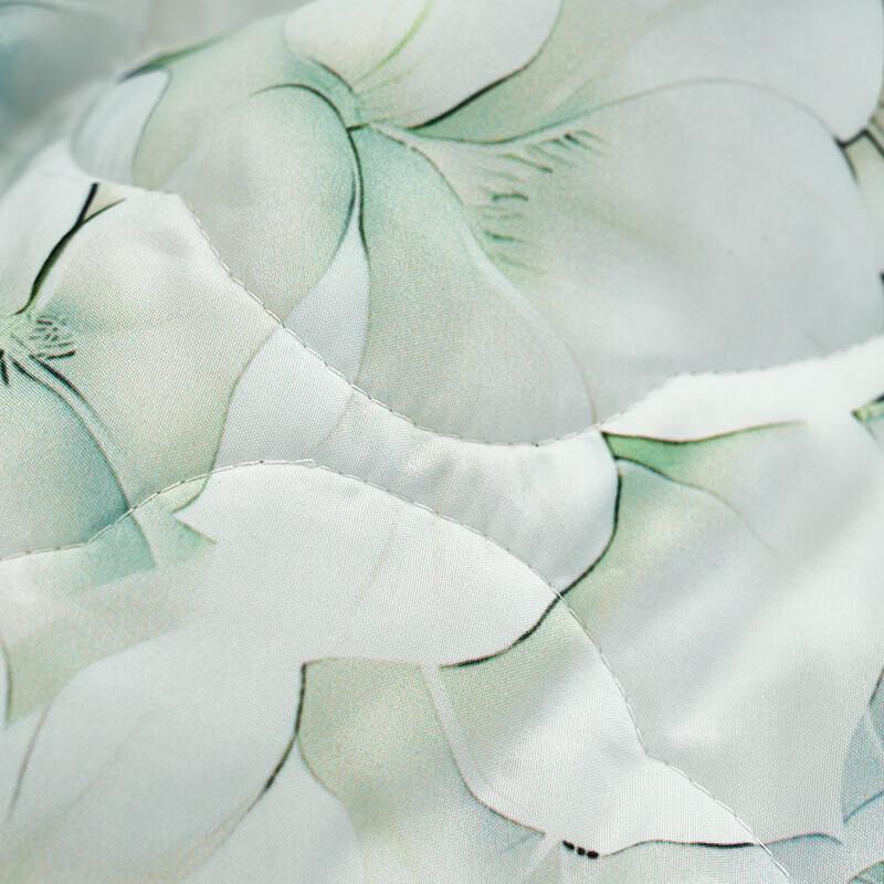 FUANNA "Listening to the Wind" Seven-Hole Antibacterial Summer Quilt