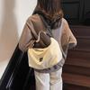 New shoulder women's bag fashion personality casual 2025 summer bag trend niche design tote bag messenger bag