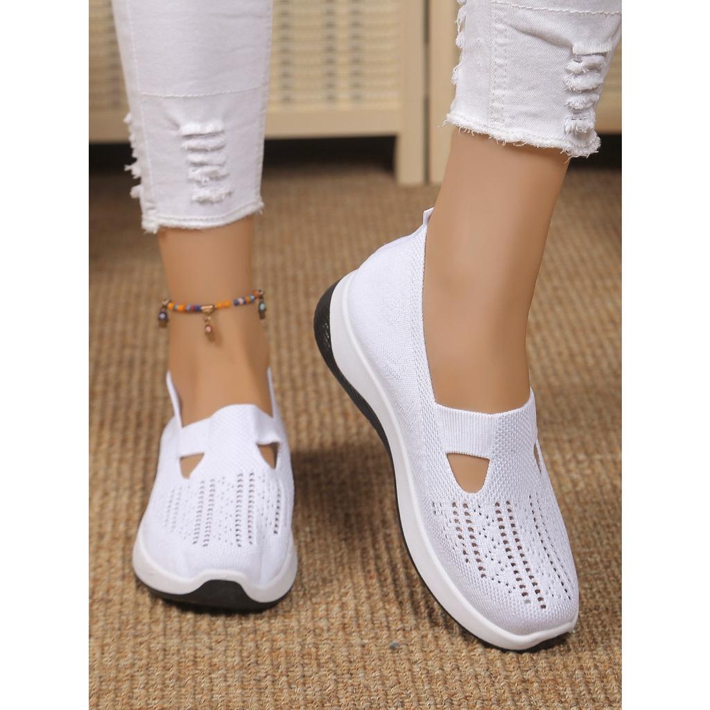 Spring and Summer Large Size Casual Comfortable Ladies Cloth Shoes One Foot Stirrup Flyweave Mesh Shoes Women's Shoes