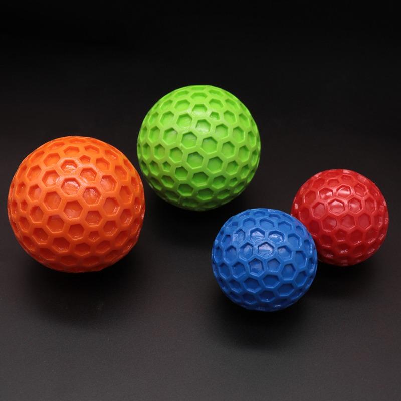Hundespielzeug zur Selbstunterhaltung und gegen Langeweile, Wabenförmige Geräuschspielzeugbälle, Langlebiges Beißspielzeug für Haustiere, Hundeball-Zubehör