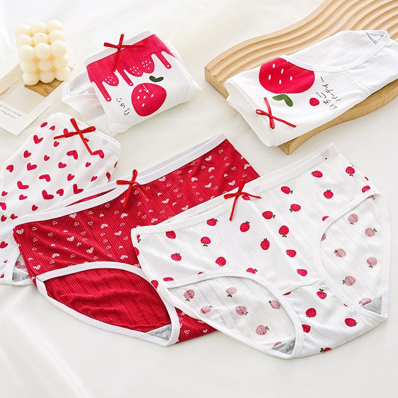 Women 5-Pack Mid-Rise Breathable Cotton Underwear Soft Fabric Stretchy Waistband Comfortable Fit Variety of Print Designs