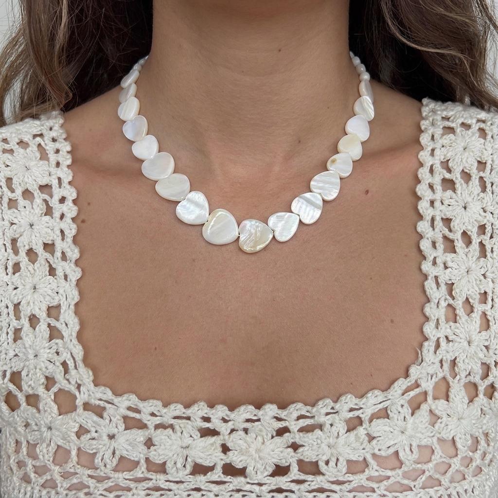 Strukturierte weiße Perlenkette in Wassertropfenform für Damen, Halskette mit natürlichen Muschel-Herz-Schlüsselbein-Kettenanhängern, Schmuck, Geschenke