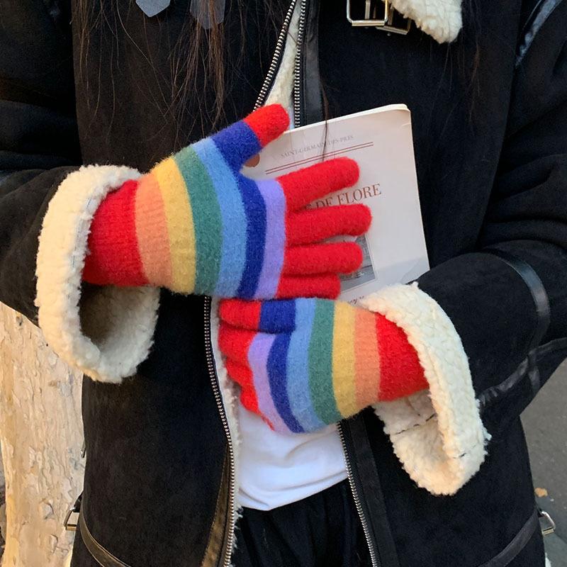 

Новые зимние красочные полосатые перчатки для женщин, для езды на велосипеде и катания на лыжах, теплые и ветрозащитные, все включено, разделенные на пальцы, студенты могут управлять с помощью сенсорного экрана M