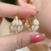 Exquisite Opal-Blumenkorb-Hängeohrringe für Damen Elegantes Design Mikrozirkonia-Fassung Party-Schmuck für junge Mädchen
