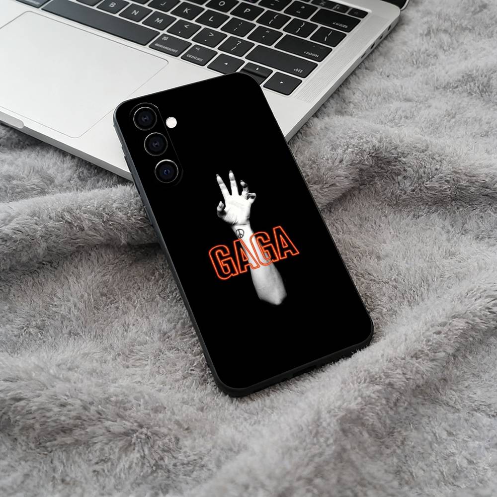 

Чехол из мягкого силикона Star- L- Lady -G-Gaga для Samsung Galaxy A73/A71/A72/A70/A53/A52/A51 - Черный Samsung a40