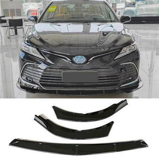 Zadný difúzor Toyota Camry 2018-2022 s navigačnými svetlami