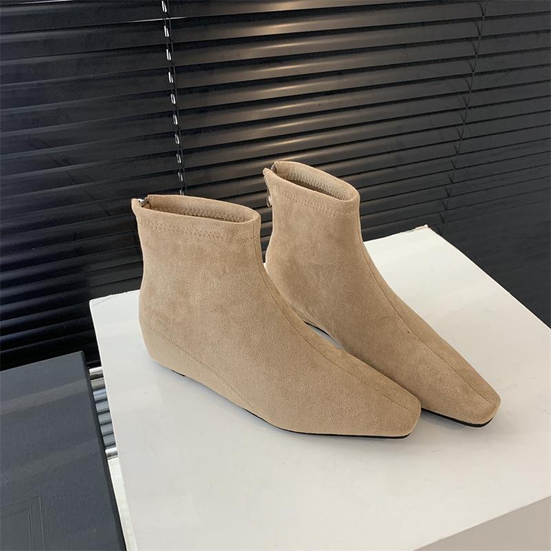 Niche design inner heightening wedge small short boots women's 2025 autumn thin boots square head rear zipper French and ankle boots