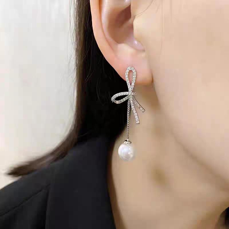 S925 Silver Needle Zircon Tassel Earrings: Fashionable, Luxurious, and Exquisitely Simple for Women