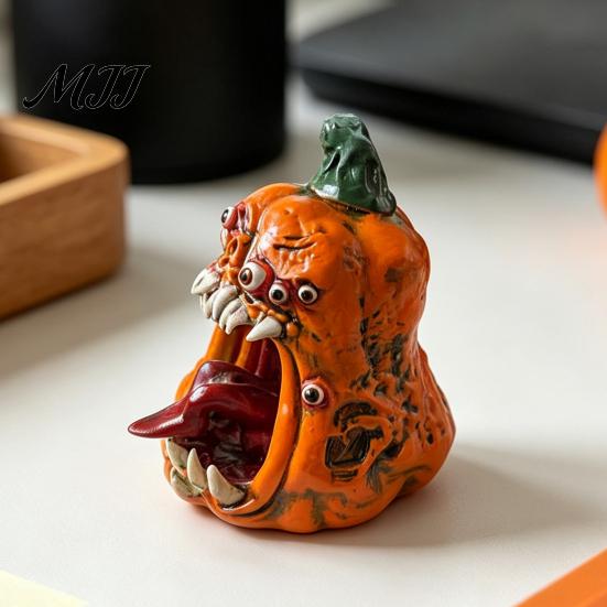 Halloween Pumpkin Decorations Evil Figurine, Ornament with Multi Eyes and Creepy Figurines Fangs, Demon Resin Statue for Party Decoration Shape