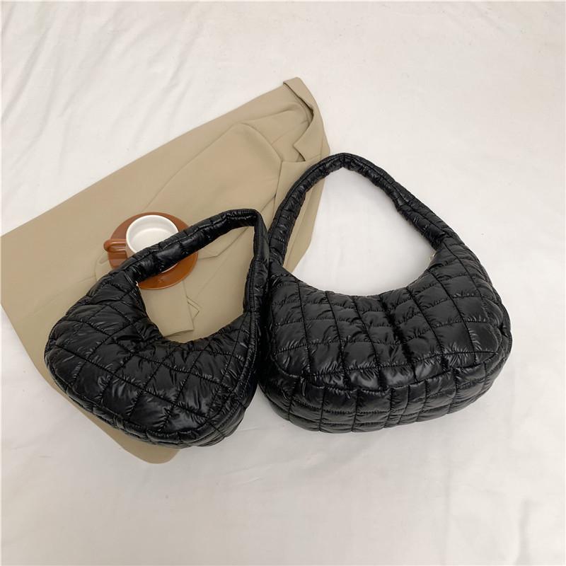 

Bag women s winter new casual simple dumpling bag fashion shoulder bag simple trend messenger bag Small чёрный