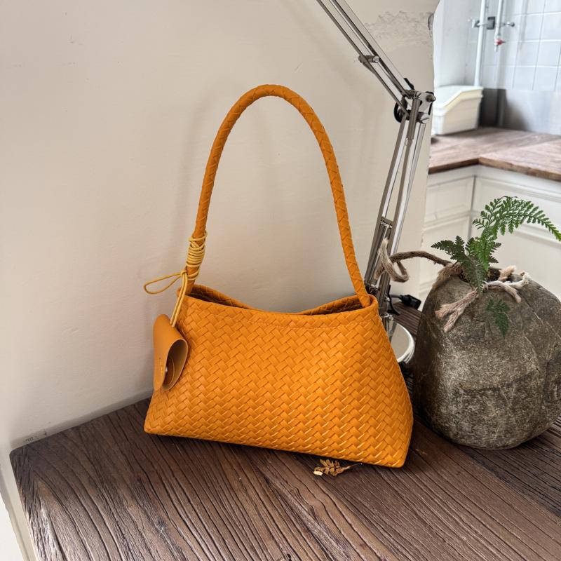 Премиальная нишевая дизайнерская плетеная сумка-подмышка, новая ручная простая повседневная наплечная сумка-ведро жёлтый