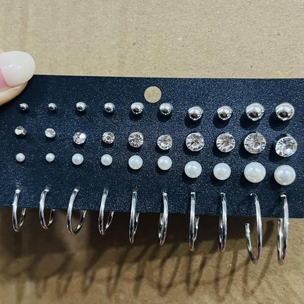 XP17 Perlenohrring-Set - Trendig und modisch