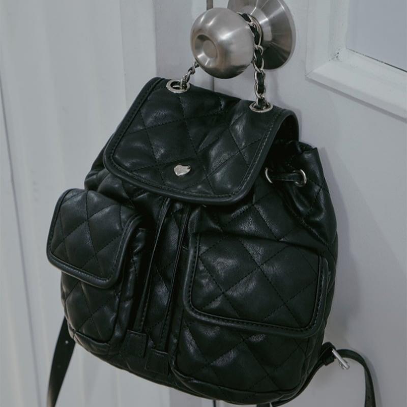 Heart Lap Chain Quilted Backpack As7ab260