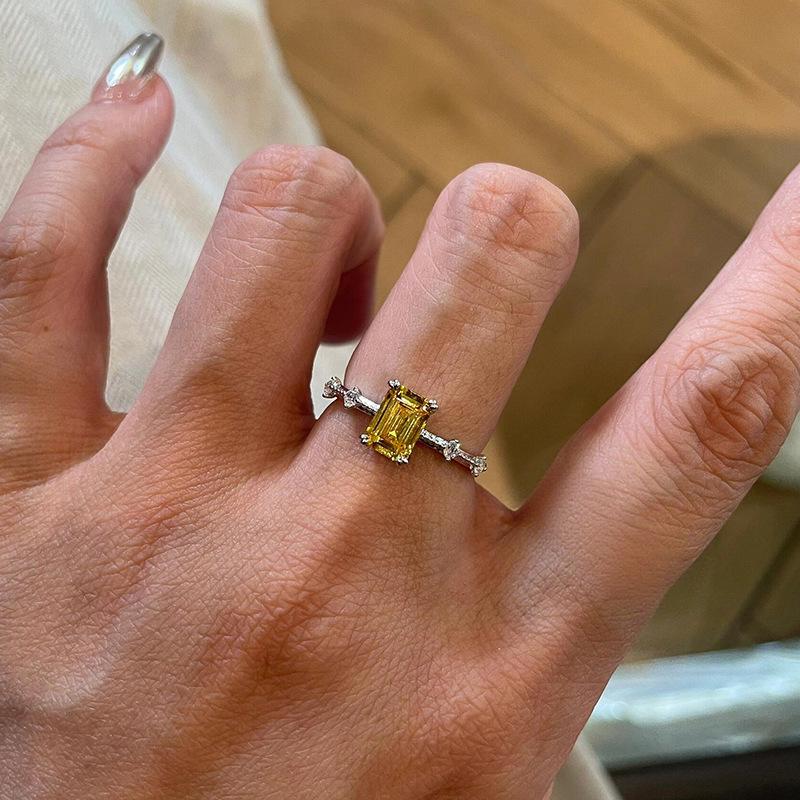 Xiaohongshu Vintage Square Sugar Diamond Ring - Women s High-End Light Luxury Fashion Adjustable