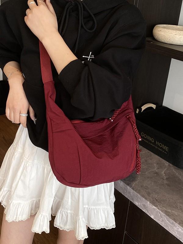 2025 Damen Umhängetasche mit großem Fassungsvermögen, leicht, Crossbody-Schultertasche - Vielseitiger High-End-Knödelstil für den Weg zur Arbeit