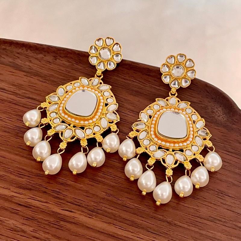Vintage Waterdrop Pendant Multi-layer Simulation Pearl Necklace Bridal Choker Chain Earrings