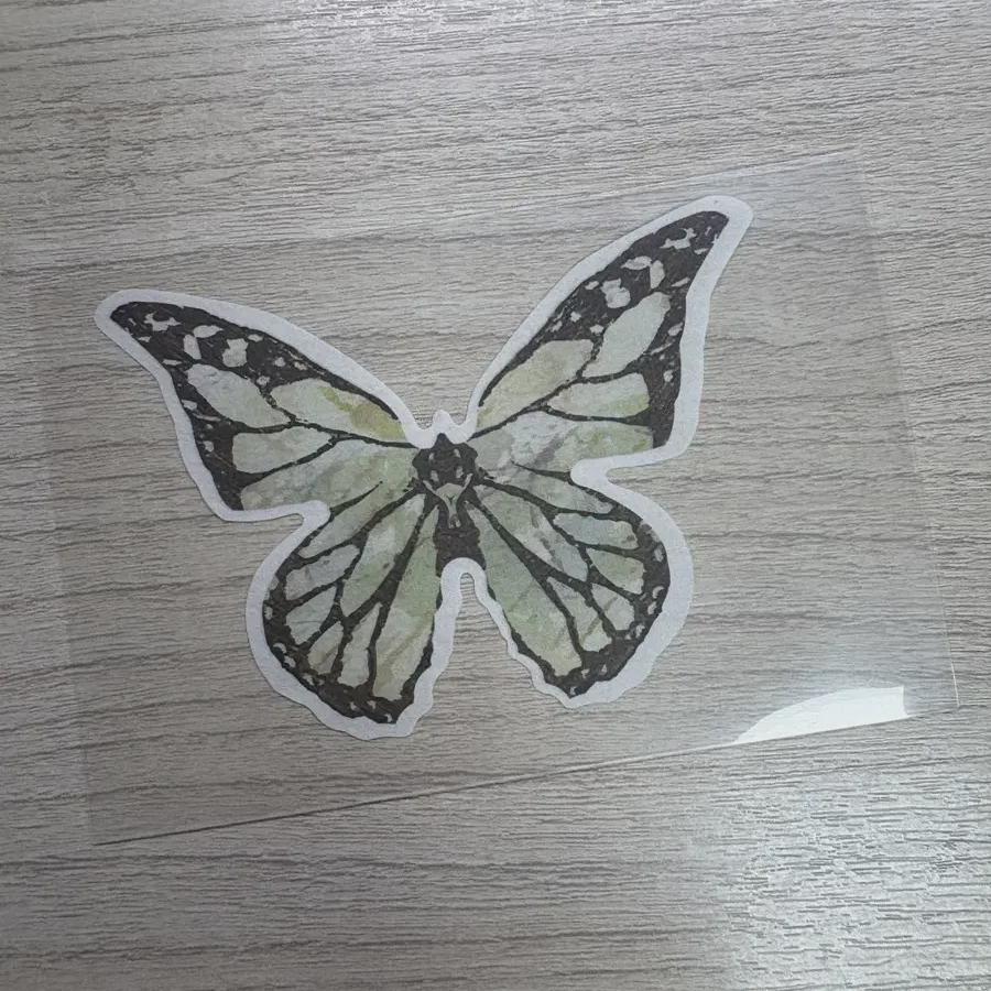 

Выходи на сцену Бабочка Продавай J-hope Концерт Bts