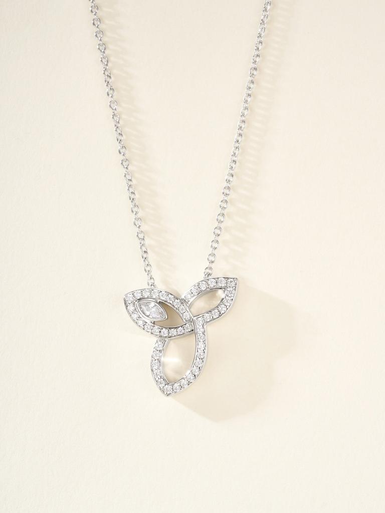 12 Minute Horse Eye Diamond Clover Pendant Diamond Necklace 18k Thick Gold Electroplated Daily Wear, Gift Banquet