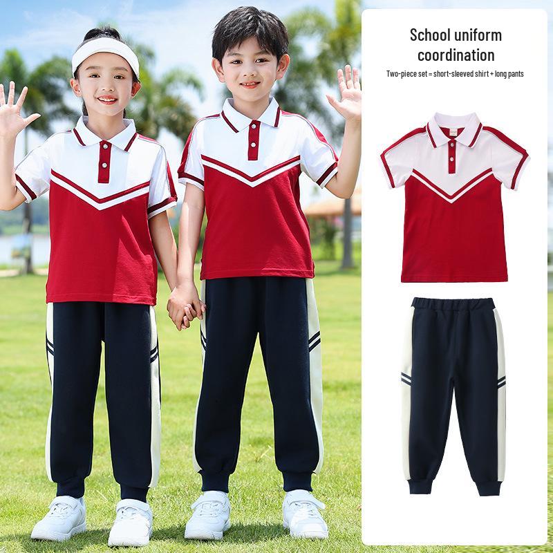 Herbst Kindergartenschule & Grundschule Rotes Uniformset für Sport und Aufführungen
