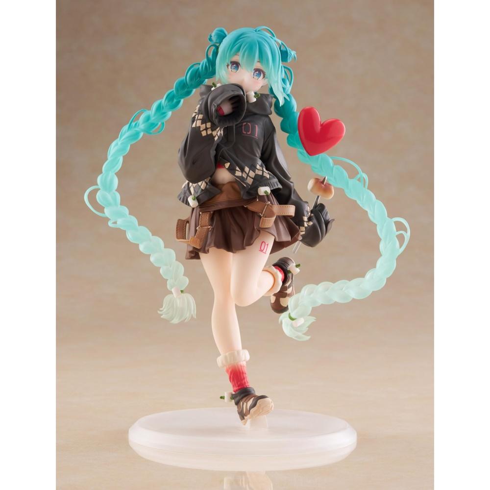 

Hatsune Miku Fashion Figure Outdoor