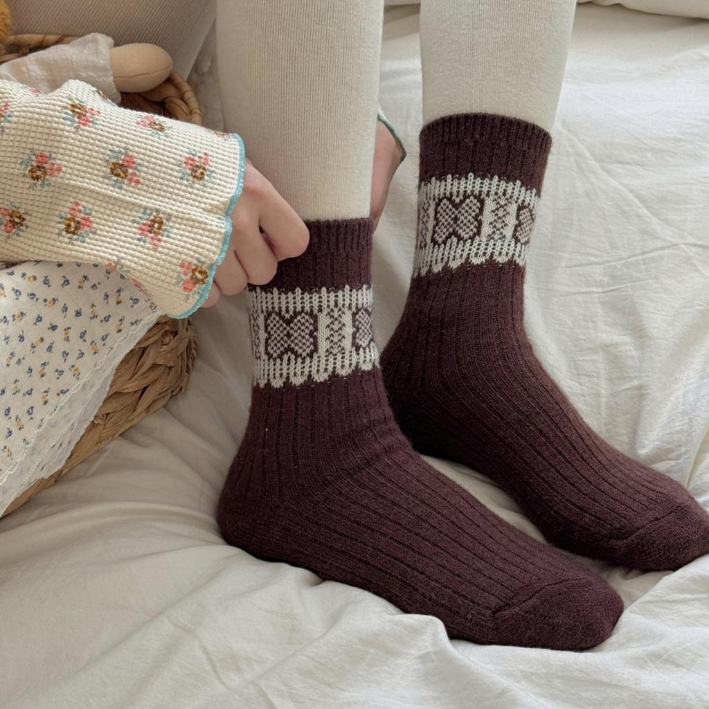 Women's Autumn and Winter Warm Retro Cross Striped Wool Mid Barrel Stack Socks