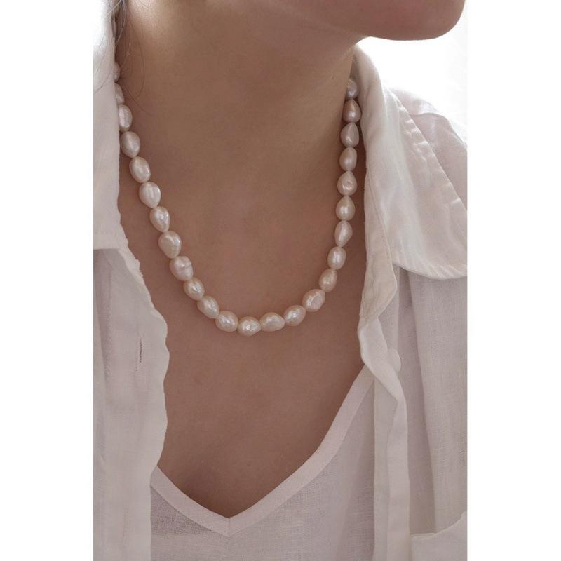 European & American Fashion Irregular Large Baroque Freshwater Pearl Necklace for Women