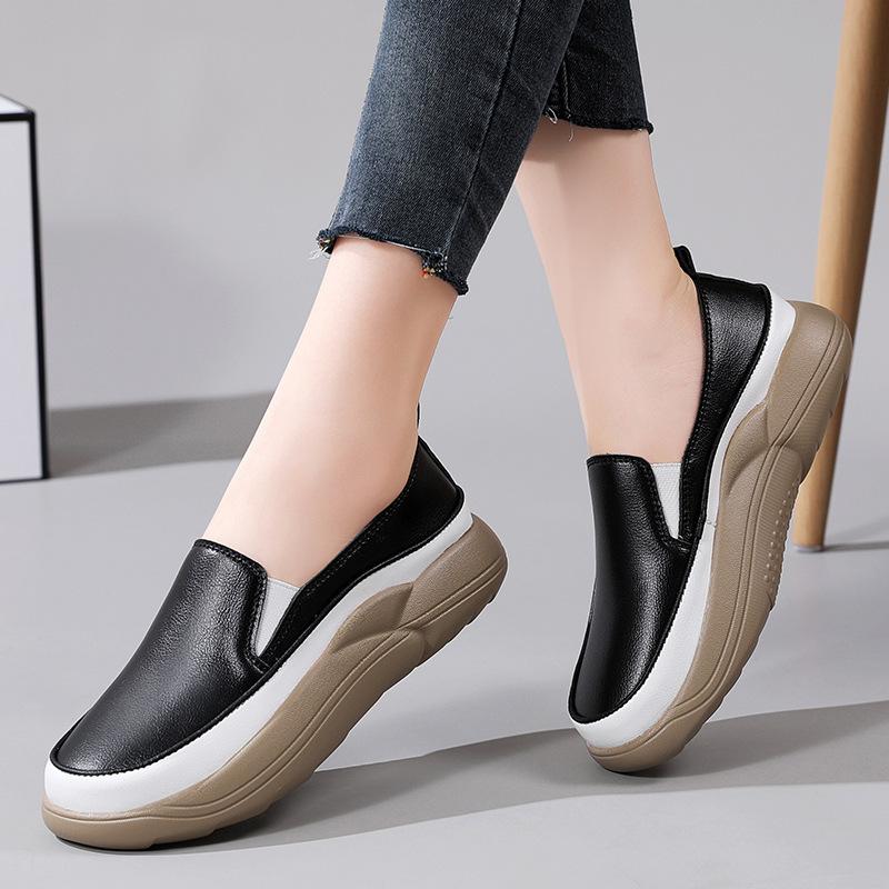 Women Sneakers Shoes Leather Loafers Shoes For Women Comfort Light Thick Sole Shoes Autumn Trend Leisure Flats Women Slippers