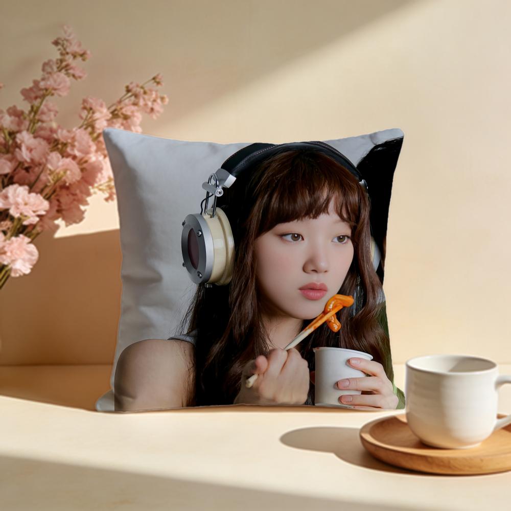 Trendy LLee SungKyunged Cushion Cover Stylish Washable Pillow Cover Ideal for Couch Bedroom Car Decoration