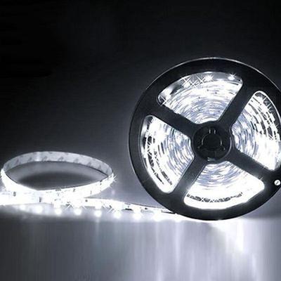 5M 2835 SMD 300LEDs LED-Streifenlicht DC 12V Diodenband Flexible Lichtstreifen für Zimmer-TV-Partybar