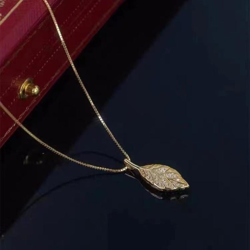 Elegant Rhinestone Tree Leaf Pendant Necklaces For Women Shiny Zircon Stainless Steel Metal Leaves Choker Simple Clavicle Chain