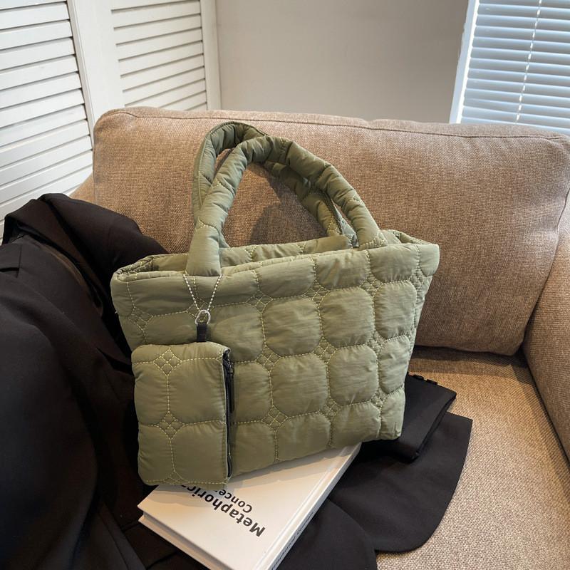 Ielgy Fashion Casual Large-Capacity Korean Version Cotton-padded Bag Simple Shoulder Tote Bag