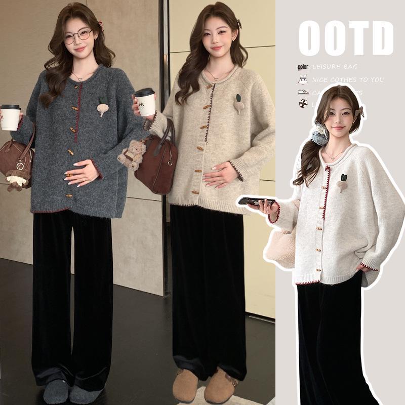 

Elegant 2025 Korean Style Maternity Cardigan - Soft Knit, Loose Fit, Oversized, Thick, and Fashionable M